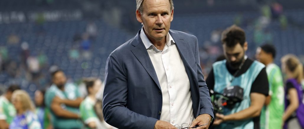 El entrenador del Seattle, Brian Schmetzer, confesó la charla con Lionel Messi