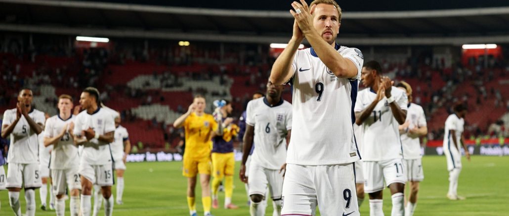 Harry Kane celebra la goleada de Inglaterra Inglaterra goleó en final anticipada con Serbia