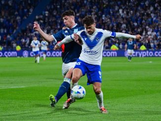 Roja a Magallán en el pálido primer tiempo de Vélez y Racing por Copa Libertadores
