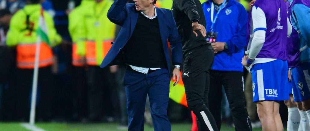 Guillermo Barros Schelotto Guillermo Barros Schelotto, tras la caída de Vélez: "Soy toro en mi rodeo y torazo en rodeo ajeno"