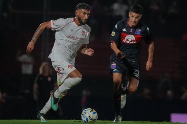 Tigre rescató un punto ante Barracas Central en el final