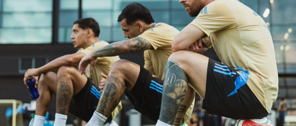 Argentina entrenando en Miami La Selección Argentina hizo un minuto de silencio por Miguel Ángel Russo