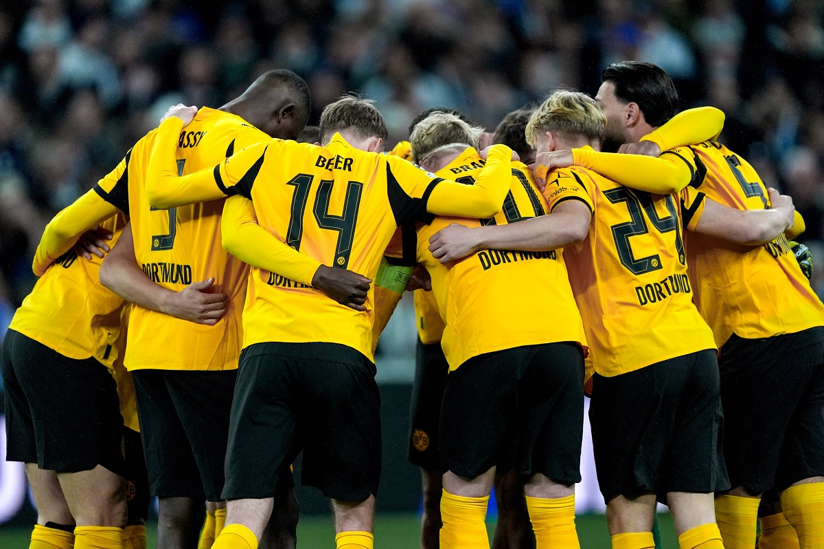 Félix Nmecha lideró el triunfo de Borussia Dortmund en Copenhague