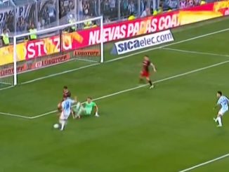 Maravilla Martínez dejó a Racing al borde del empate