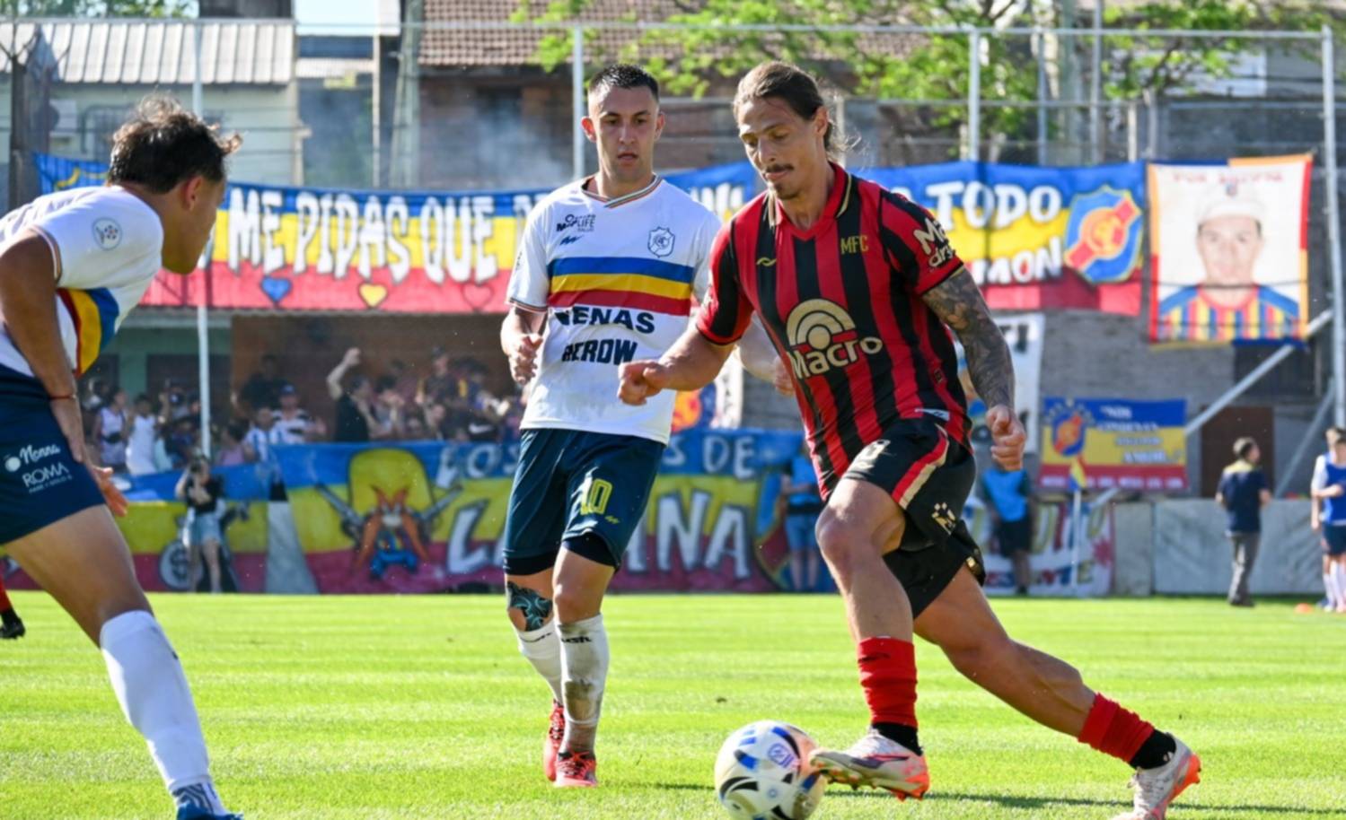 Colegiales no llegó al reducido pero se dio el gusto de vencer al finalista Deportivo Madryn