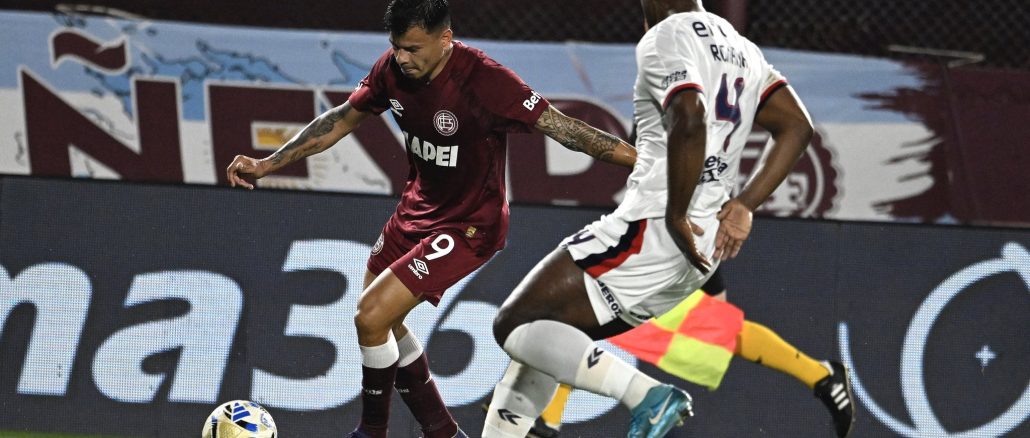 Lanús sufrió hasta el final para vencer a San Lorenzo