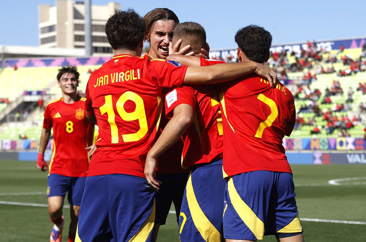 España venció a Ucrania y sacó el primer boleto a cuartos de final del Mundial Sub-20