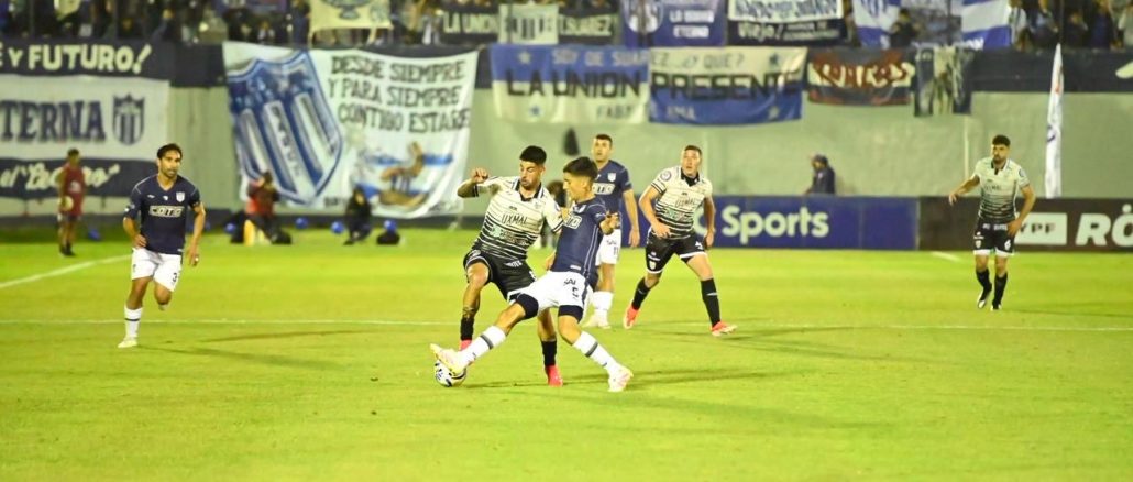 Tristán Suárez no le sacó provecho a la localía ante Estudiantes de Buenos Aires