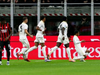 Los Rossoneri empataron en casa ante los Nerazzurri. Milan empató con Pisa y puso en riesgo el liderazgo en Serie A