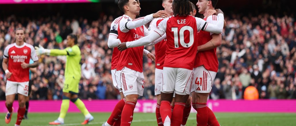 Arsenal v West Ham United - Premier League Arsenal tachó a West Ham y es líder de la Premier League