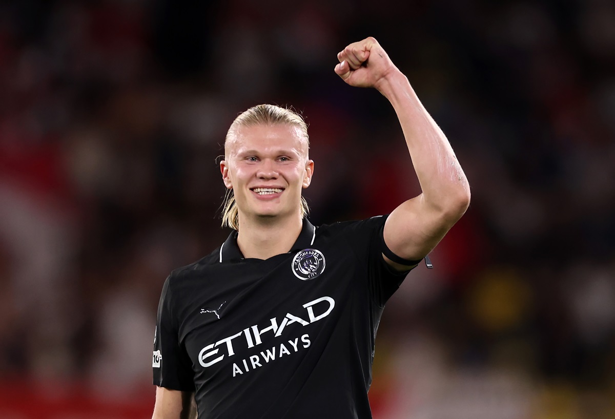 Erling Haaland marcó un doblete y entró al top 10 en Champions League