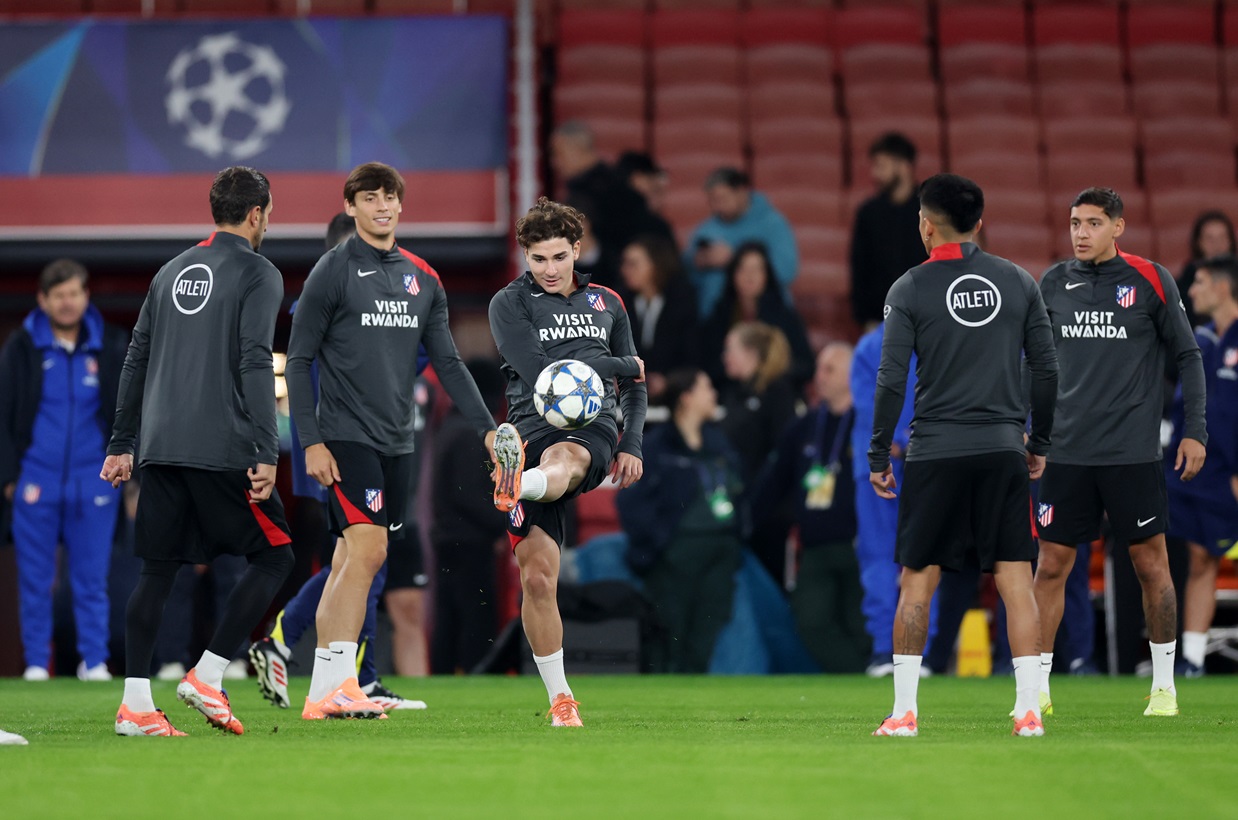 Atlético Madrid no se pudo duchar en casa del Arsenal por falta de agua caliente