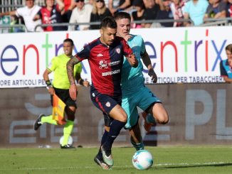 Bologna se prendió en Serie A con triunfo a Cagliari