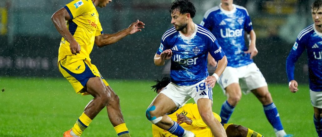 Como 3 Hellas Verona 1 Como le ganó a Verona y trepó al cuarto puesto en Serie A