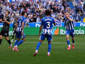Alavés ganó y dejó sin invicto ni podio al Elche en La Liga