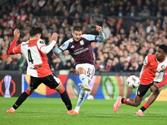 Aston Villa venció como visitante a Feyenoord