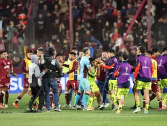 U de Chile terminó a los golpes de puño con Lanús en Copa Sudamericana