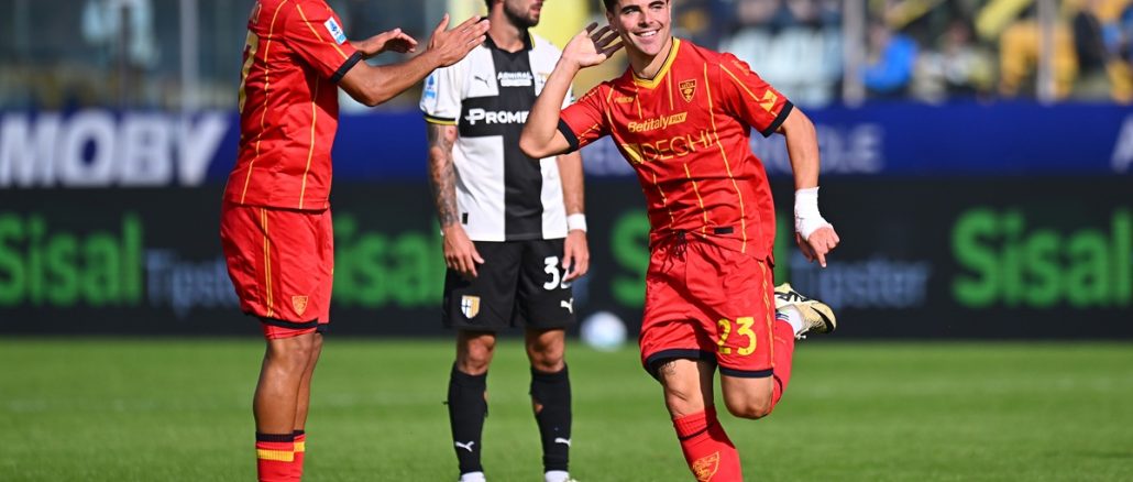 Lecce ganó en Parma y es noticia