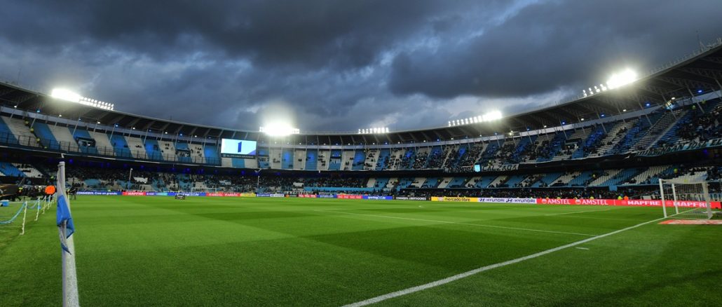 Racing Club v Flamengo - Copa CONMEBOL Libertadores 2025 Racing y Flamengo jugarán su partido más tarde de lo previsto