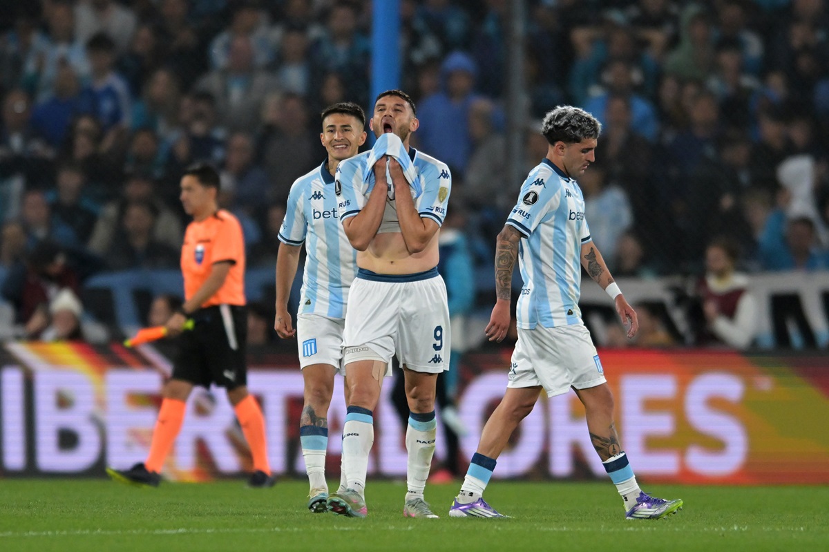 Maravilla Martínez lleva seis partidos sin convertir y Racing lo sufre
