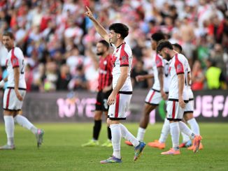Rayo Vallecano arrancó su camino europeo ganando 2 a 0
