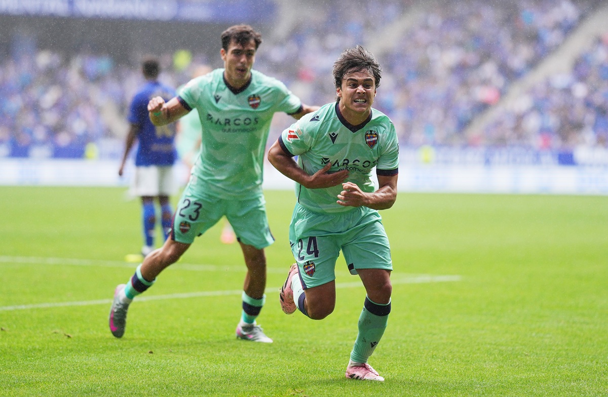 Levante ganó en Oviedo y apretó el puño