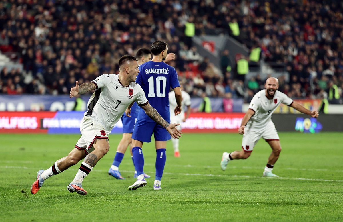 Albania dio el golpe venciendo a Serbia y se atreve a soñar con el Mundial 2026