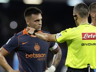 El entrenador local increpó al defensor visitante y se armó tangana. Se calentó el Napoli - Inter entre Conte, Dumfries y Lautaro Martínez