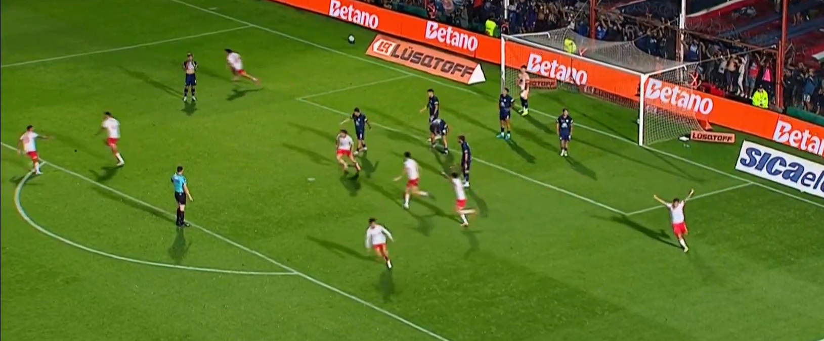 Erik Godoy le dio el agónico empate a Argentinos Juniors