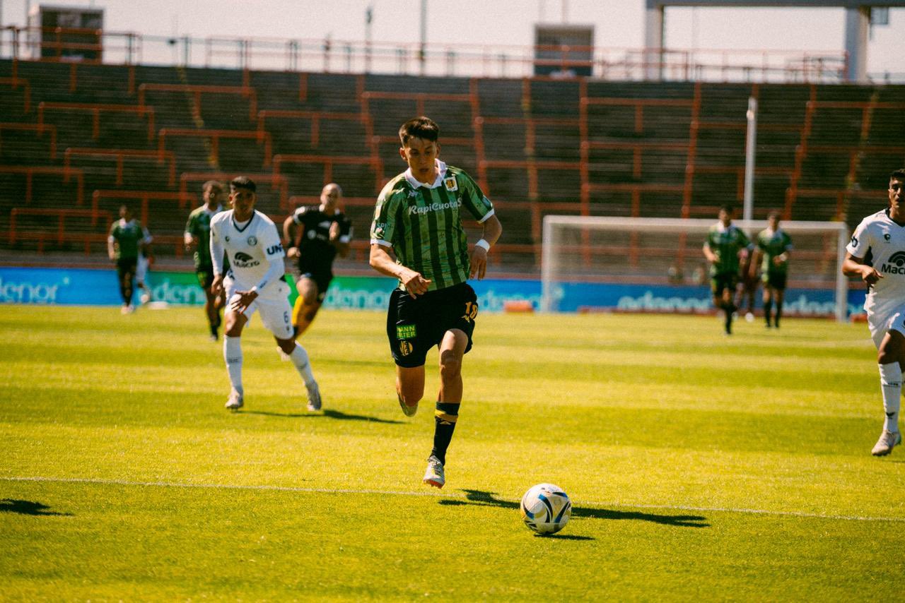 Aldosivi ganó y sigue soñando con la permanencia