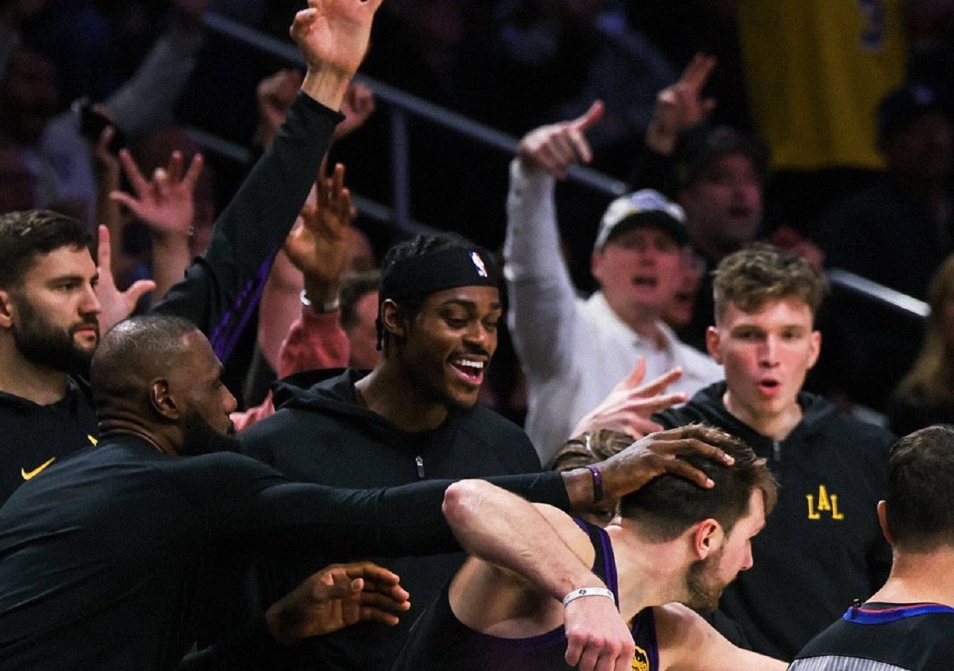 Con la vuelta de LeBron James, Los Ángeles Lakers se impuso a Utah Jazz