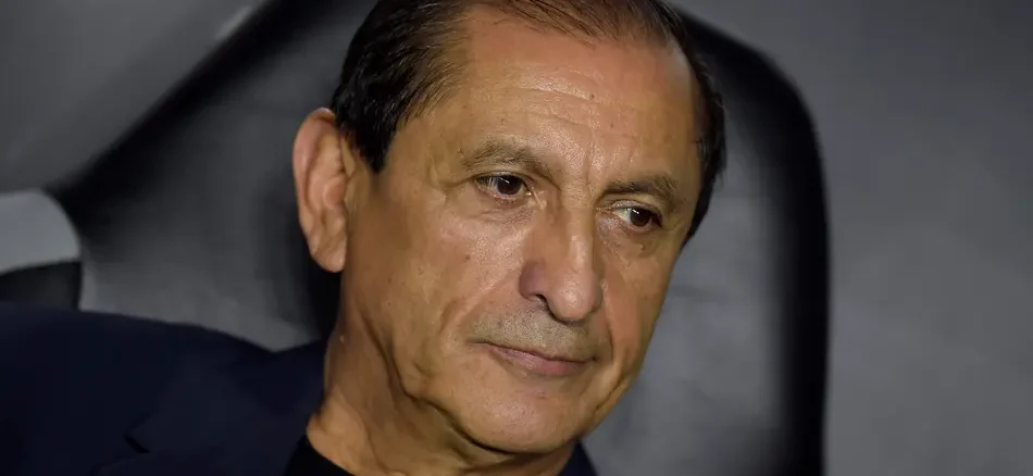 Ramon Díaz Inter de Porto Alegre despidió a Ramón Díaz