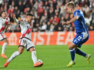 Los Franjirrojos pasaron de un 0-2 a darlo vuelta en la complementaria. Rayo Vallecano tuvo otro milagro y le ganó agónicamente a Lech Poznan