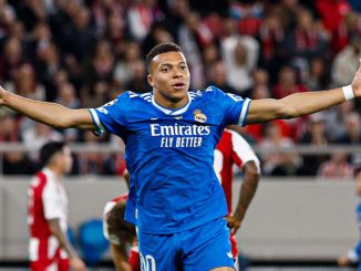 Kylian Mbappé marcó póker en Grecia