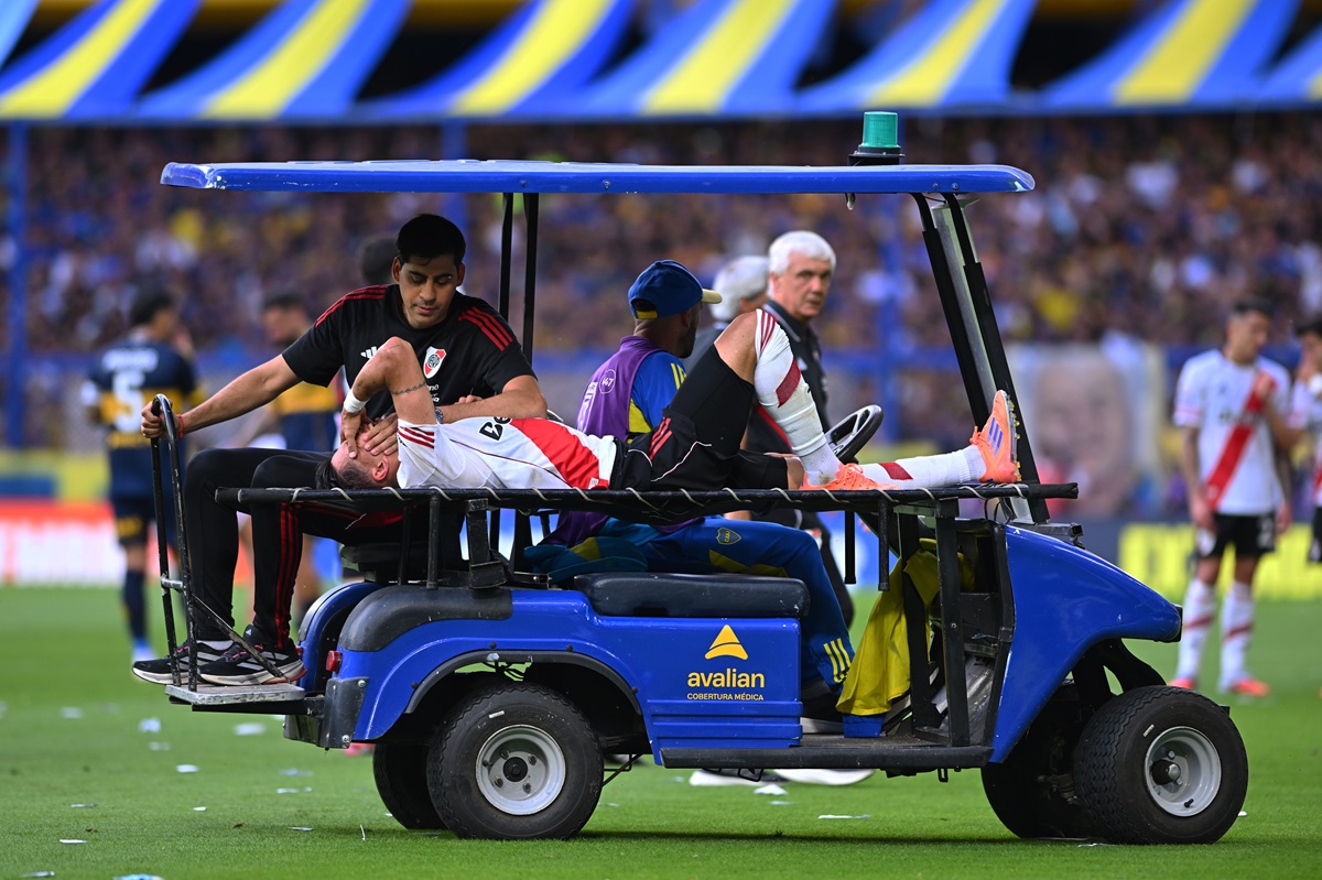 Tras una operación que lo dejó fuera de las canchas por 94 días, surgen más problemas para River con una nueva lesión de Maxi Meza