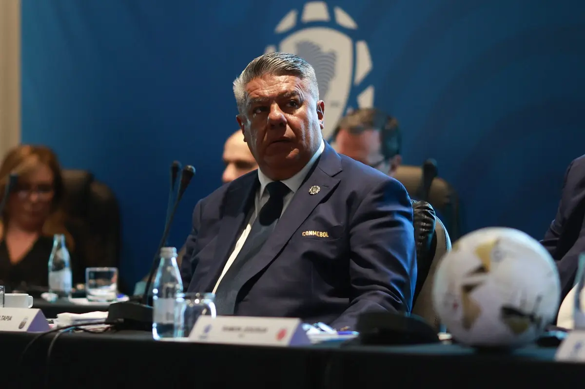 CONMEBOL apoyó al Chiqui Tapia y lo ratificó como representante ante la FIFA