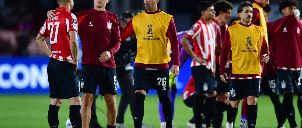 Durísima sanción de la AFA a Estudiantes de La Plata por el pasillo de espaldas a Central