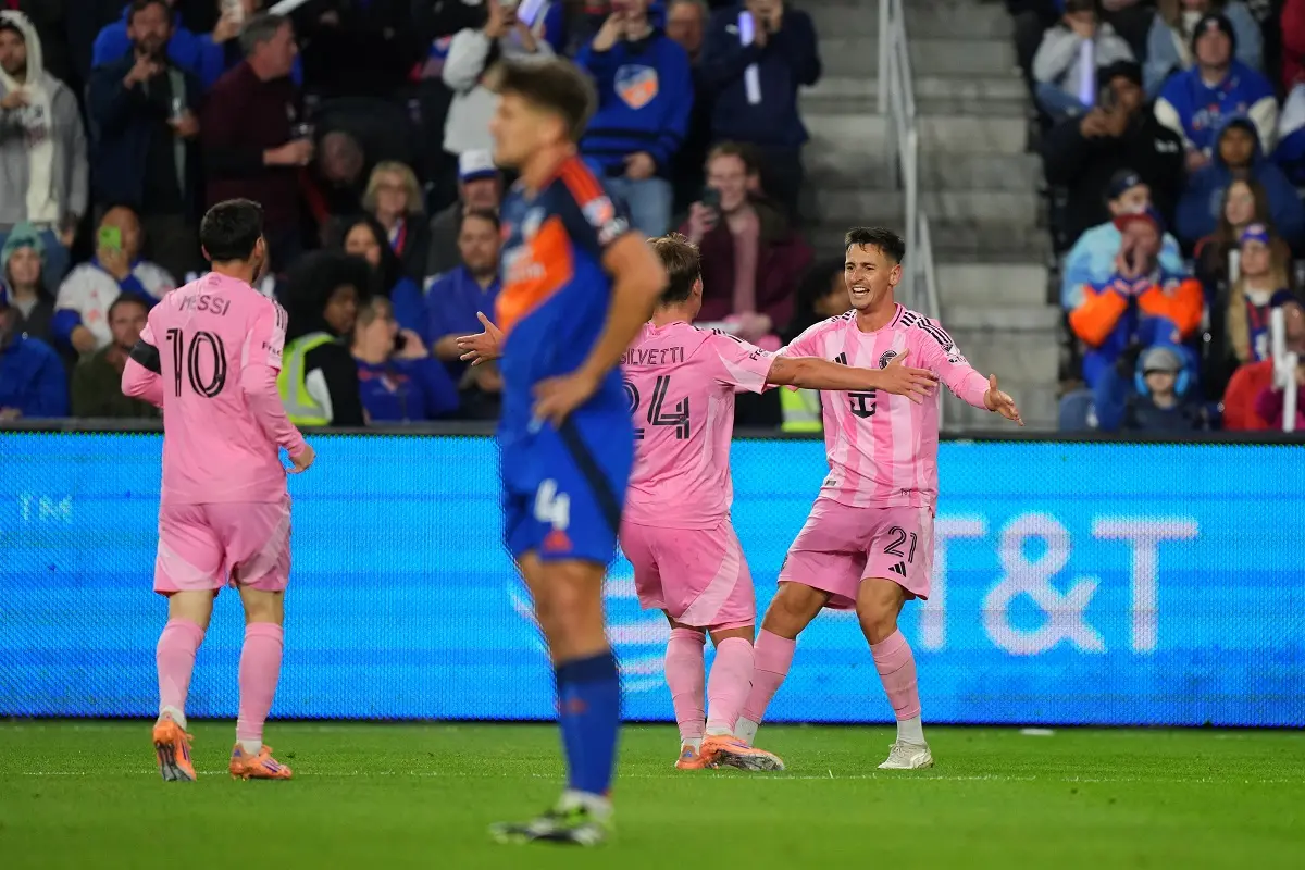 Inter Miami goleó a Cincinnati con un gol y dos asistencias de Messi y clasificó a la final de conferencia de la MLS
