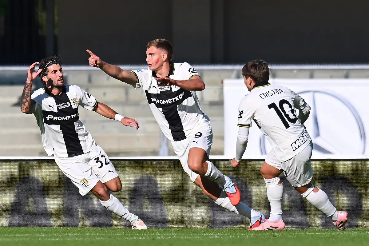 Doblete de Mateo Pellegrino para el triunfo de Parma ante Hellas Verona: 10 goles en 25 juegos