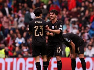 Espectacular gol de João Neves para Portugal