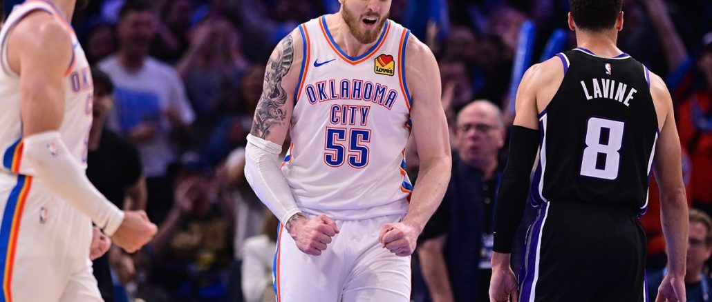 Dulce andar de Oklahoma City Thunder en NBA Dulce andar de Oklahoma City Thunder, el único invicto que tiene esta NBA.