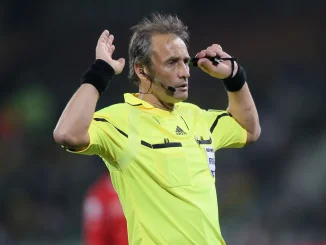 Baldassi dio detalles sobre la famosa patada de Pinola a Benítez: "El árbitro se negó a ir al VAR"