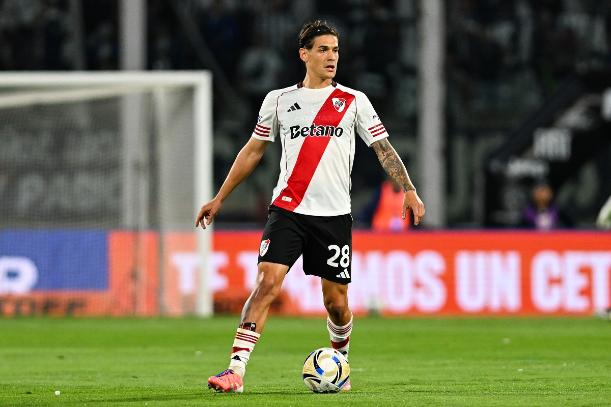Martínez Quarta fue amonestado en River en el Superclásico y se perderá el duelo ante Vélez