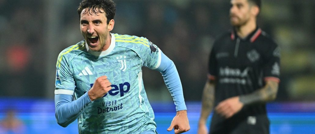 Juve estrenó entrenador con triunfo en Cremonese