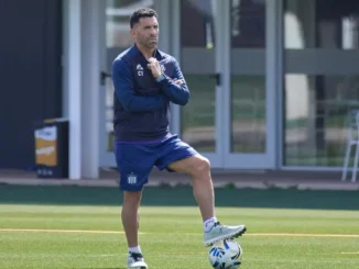 Carlos Tévez pasó la escoba en Talleres