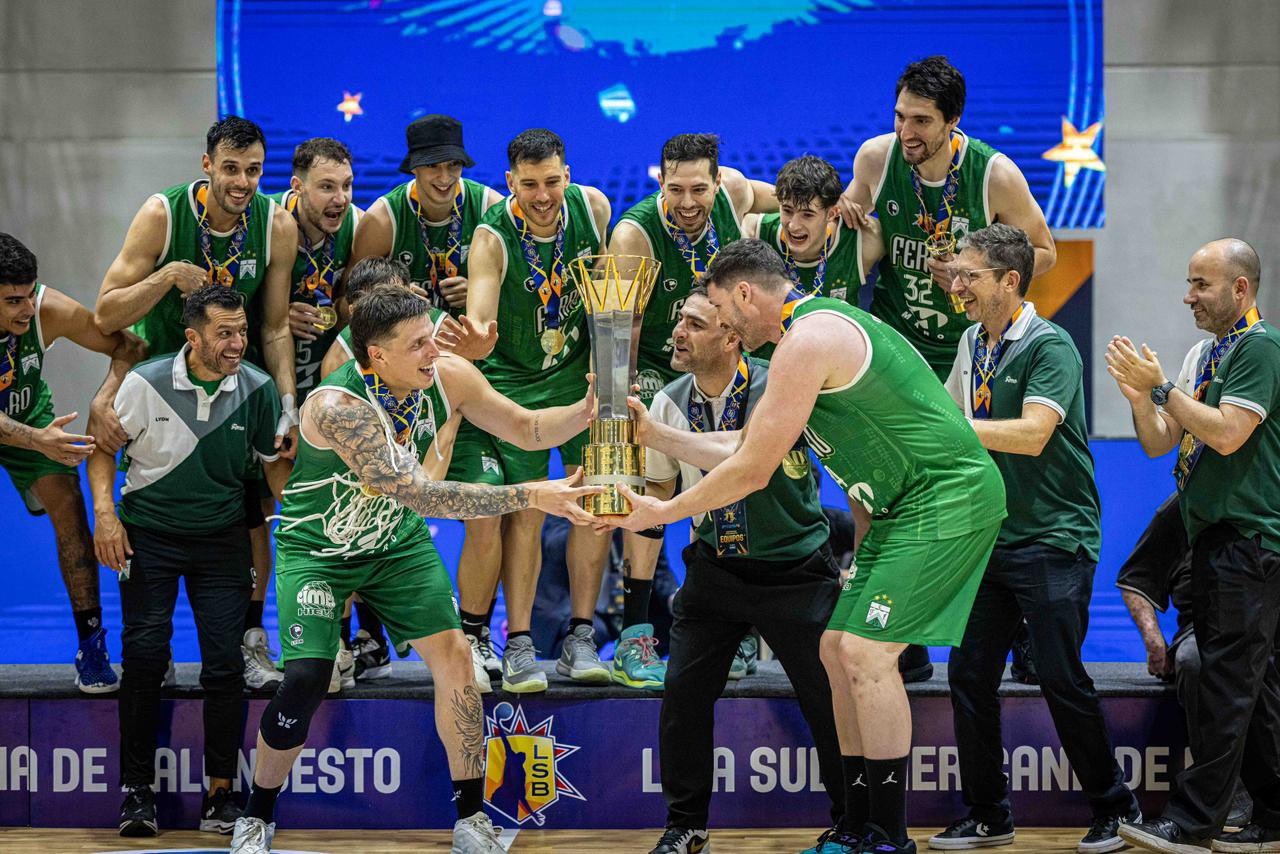 Ferro derrtoó a Regatas y se consagró campeón de la Liga Sudamericana.
