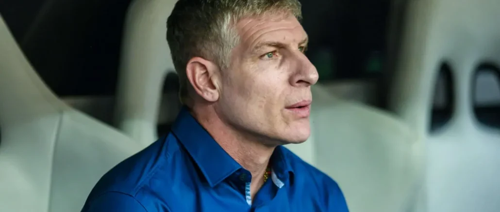 Martín Palermo Fortaleza El Fortaleza de Martín Palermo perdió ante Botafogo y quedó condenado al descenso en Brasil.