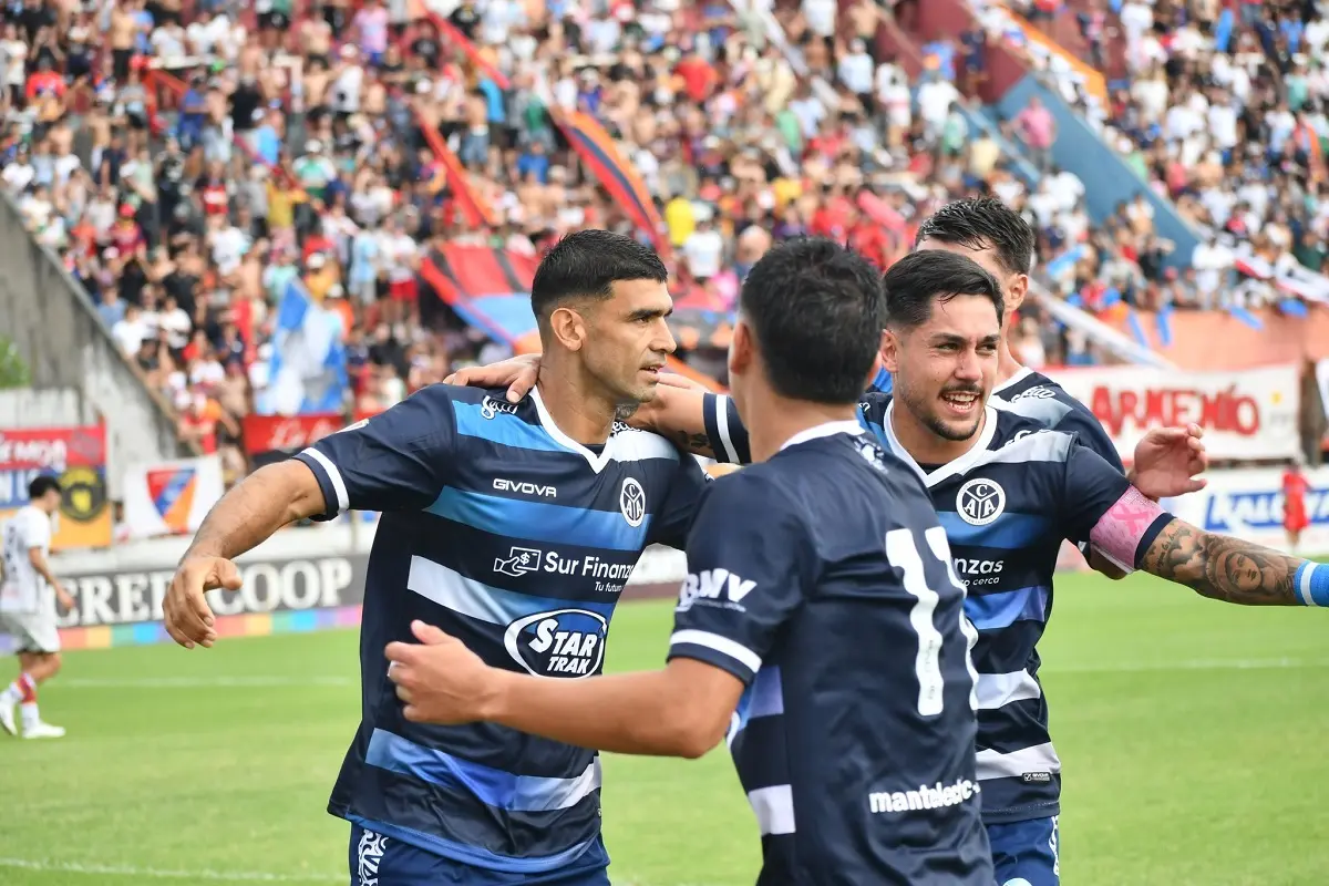 Acassuso, histórico: venció otra vez a Armenio y ascendió por primera vez a la Primera Nacional