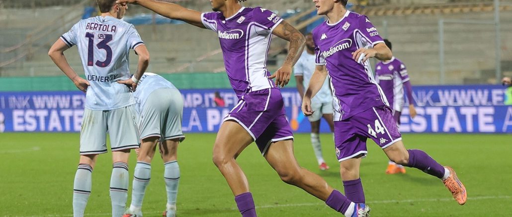 Fue la primera victoria de la temporada del Viola para Serie A. Fiorentina se despertó en Serie A y goleó a Udinese por 5 a 1