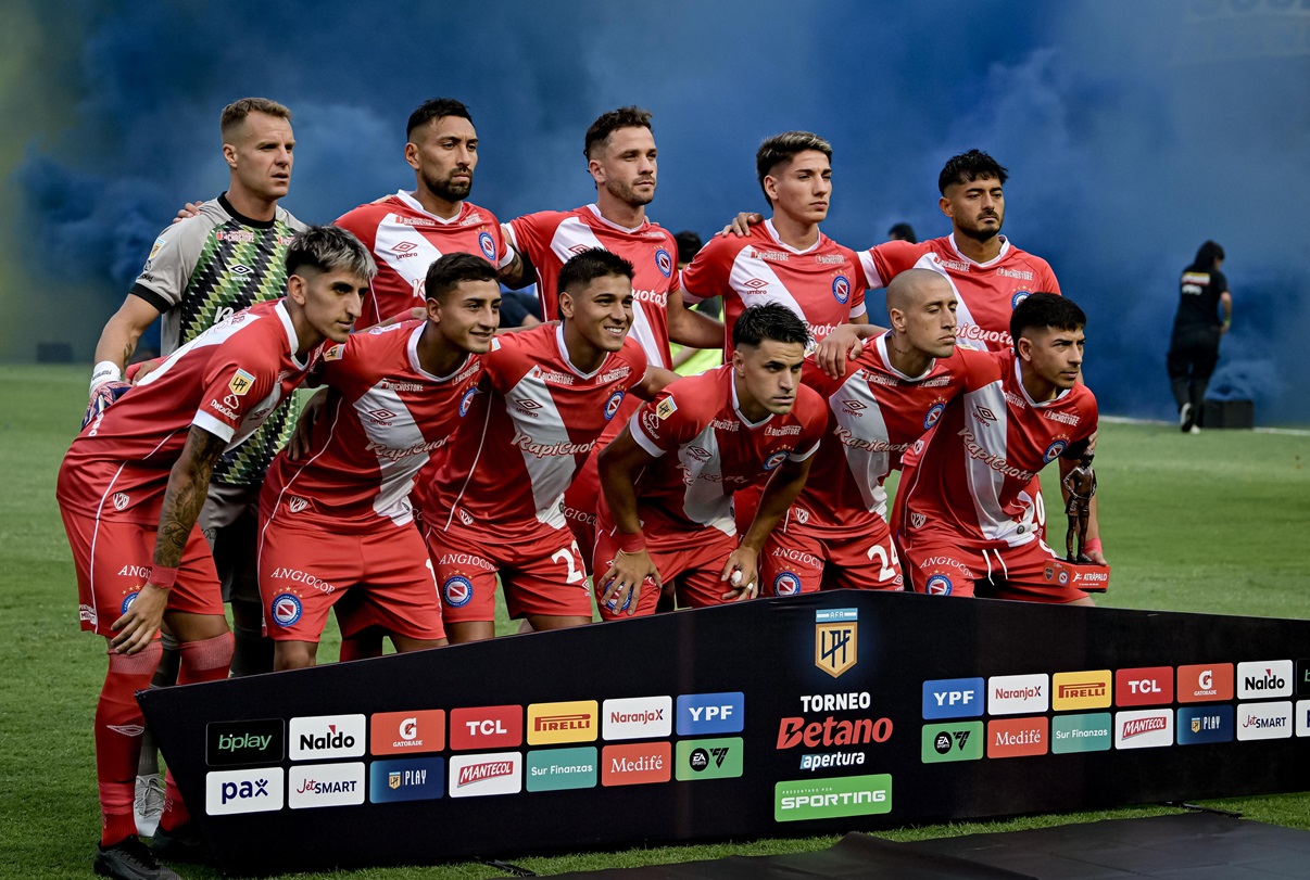 El Bicho tendrá que sortear a Barcelona o Liga de Quito y tal vez Botafogo. El bravo camino de Argentinos Juniors en la Copa Libertadores 2026